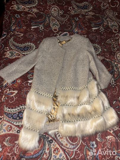Пальто -жакет с опушкой р48-50
