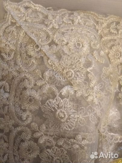 Силиконовая скатерть с бахромой