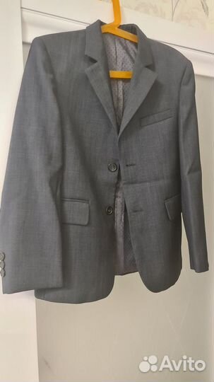 Школьный костюм