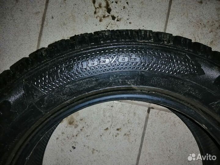 Goodyear UltraGrip 500 185/65 R15