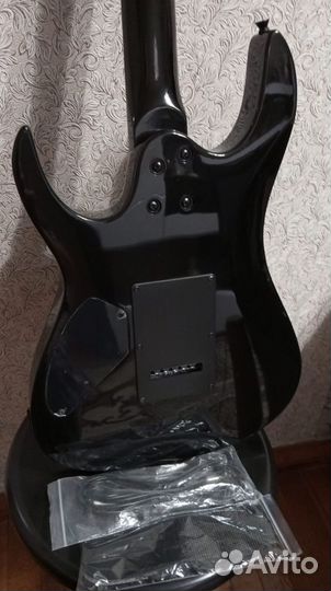 Электрогитара ibanez