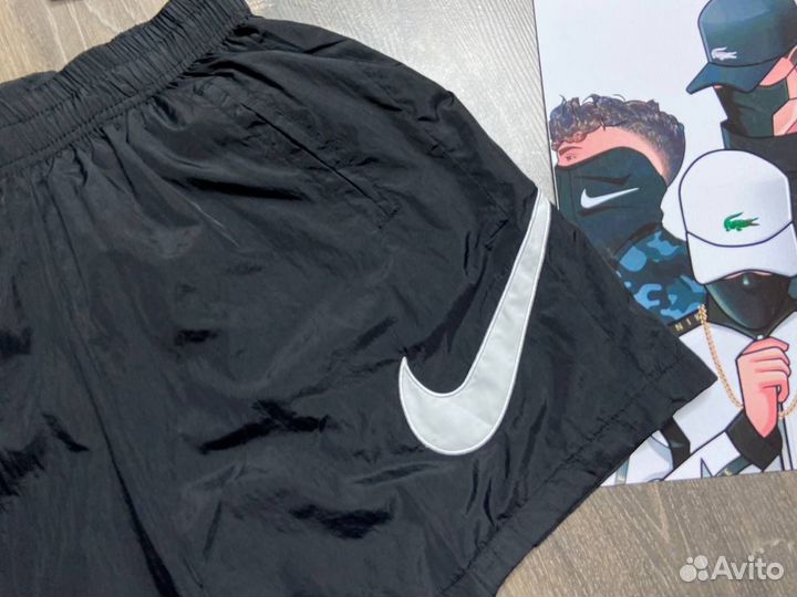 Шорты Nike плавательные