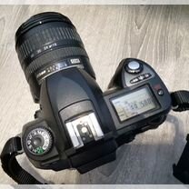Nikon D70 с великолепным объективом 18-70