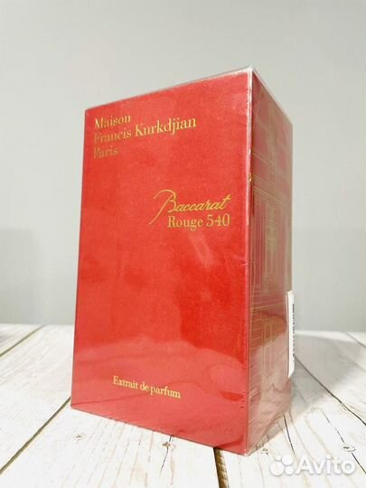 Парфюм Baccarat Rouge 540 Extrait De Parfum