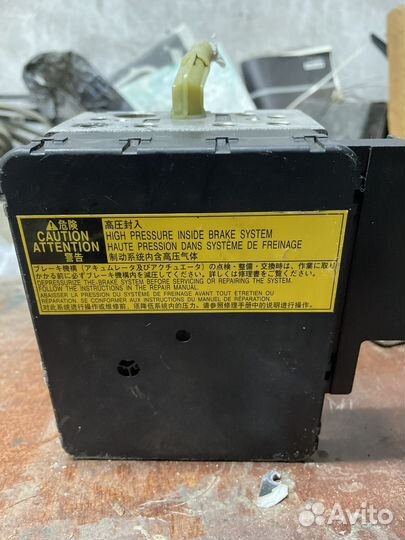 Блок abs toyota prius NHW 20