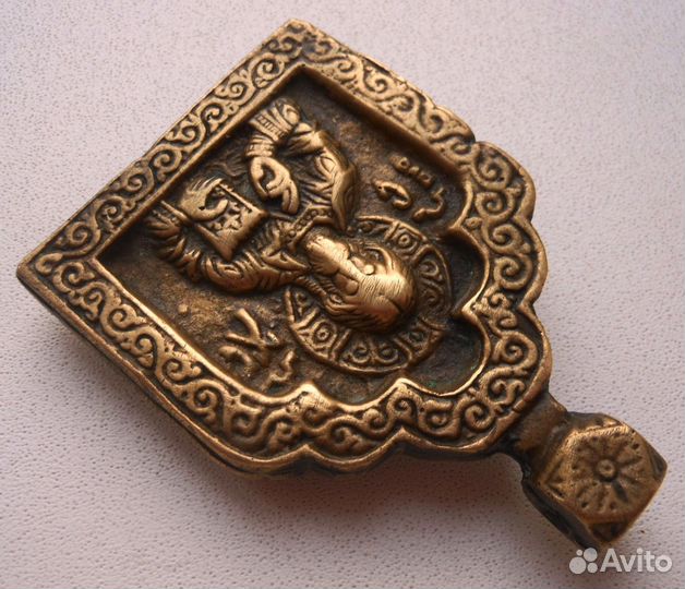 Старинная литая икона 