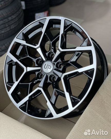 Диски r17 5x114.3