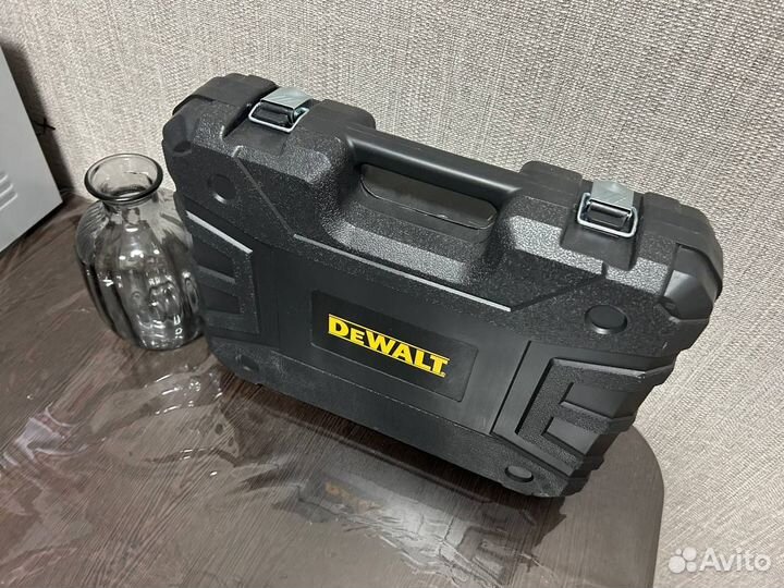 Шуруповерт 20v dewalt