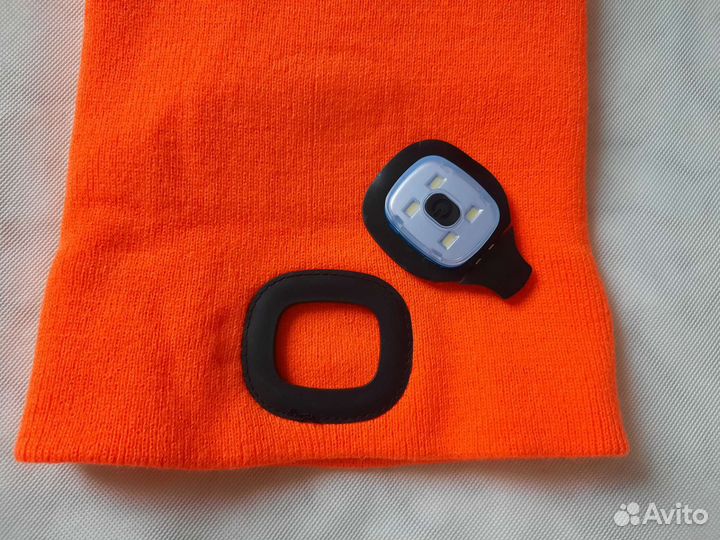 Шапка теплая с фонариком