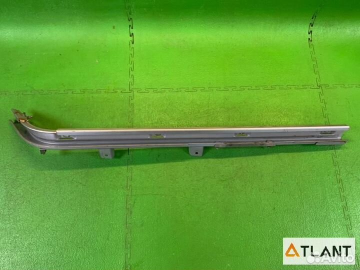 Полозья для сдвижной двери задний правый nissan PR