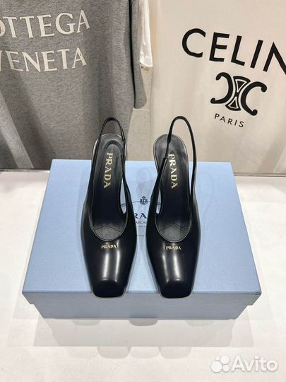 Женские туфли лодочки Prada