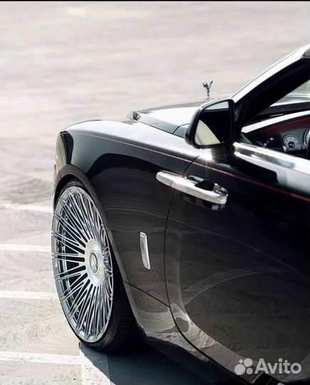 Кованые диски GT Forged R22 на Rolls-Royce Wraith