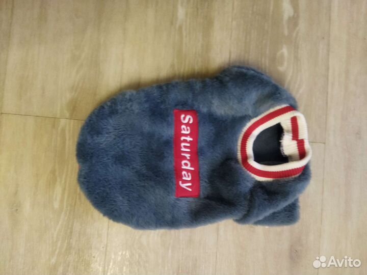 Комбинезон и свитер для собак