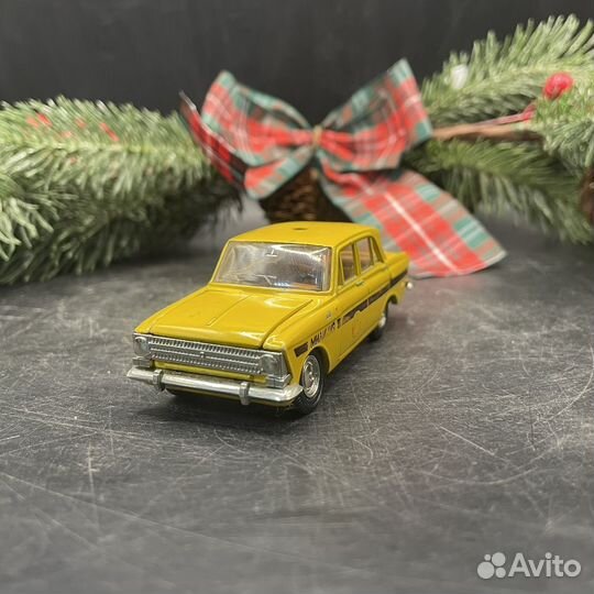 Моделька авто москвич 408 1:43