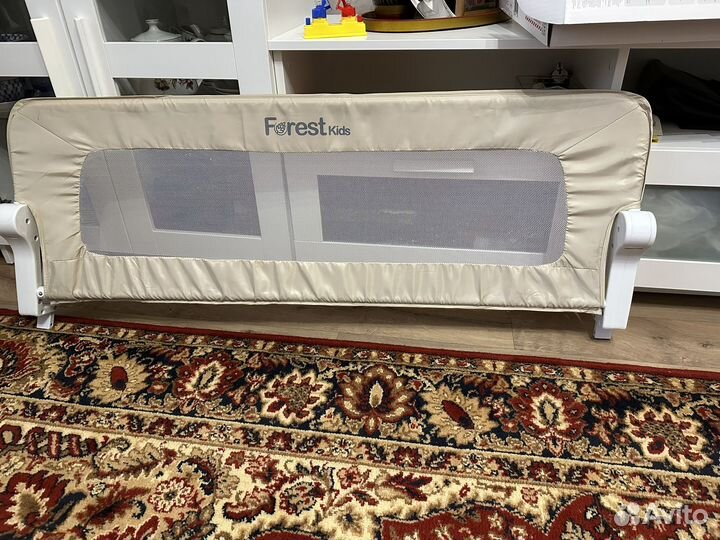 Бортик для кровати от падений