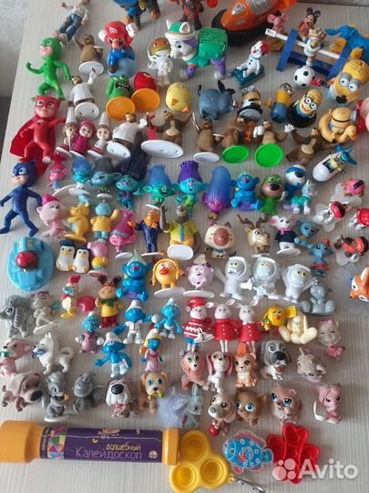 Коробка мелких игрушек 3,2 кг