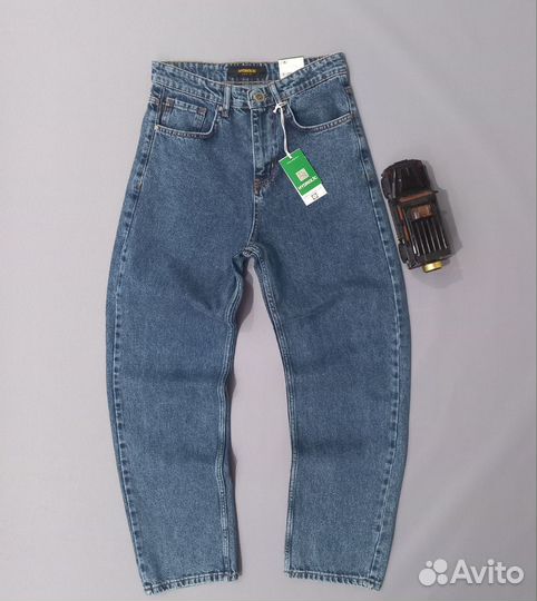 Джинсы широкий