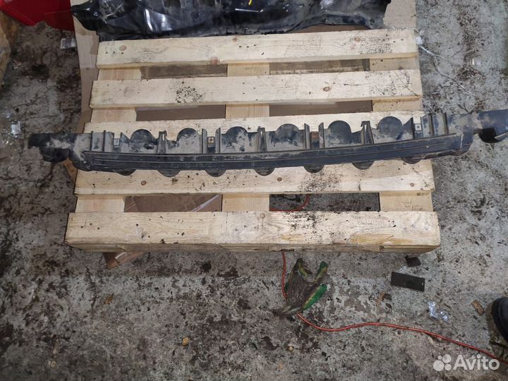 Усилитель бампера renault kangoo1 рено кангу1