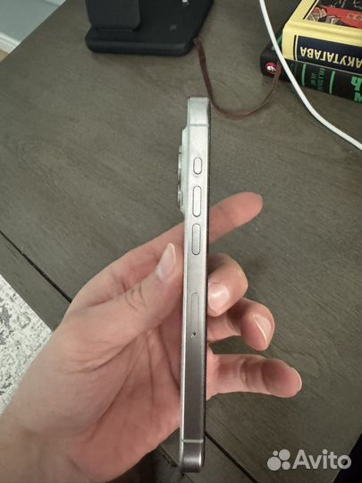 iPhone 15 Pro, 128 ГБ