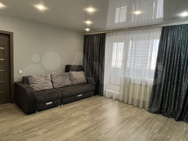 2-к. квартира, 52,7 м², 4/9 эт.