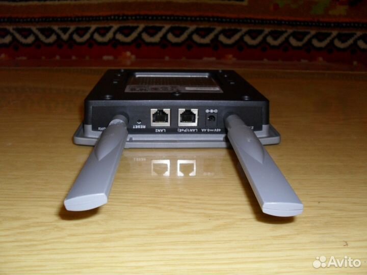 D-link DWL-8200AP - 802.11a/b/g точка доступа