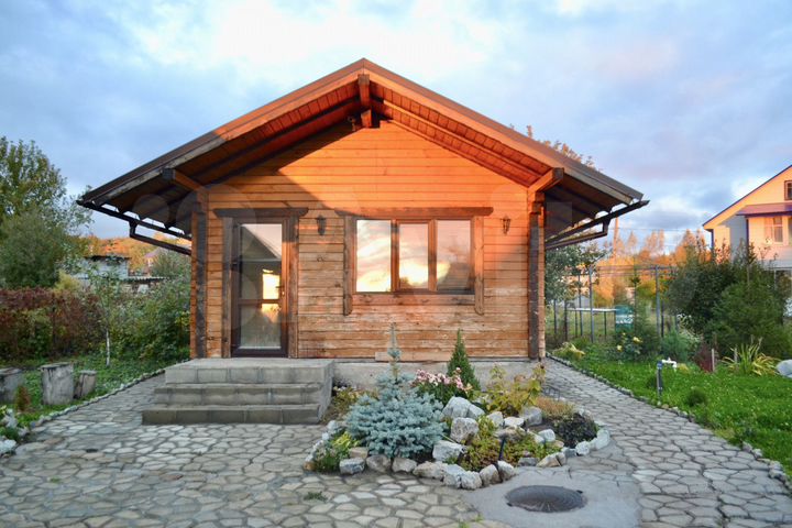 Дом 120 м² на участке 8 сот.