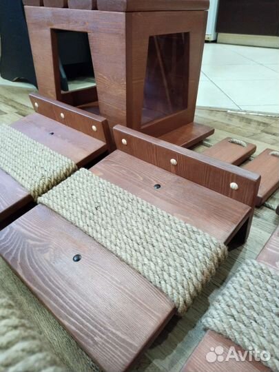 Домик для кошек и собак