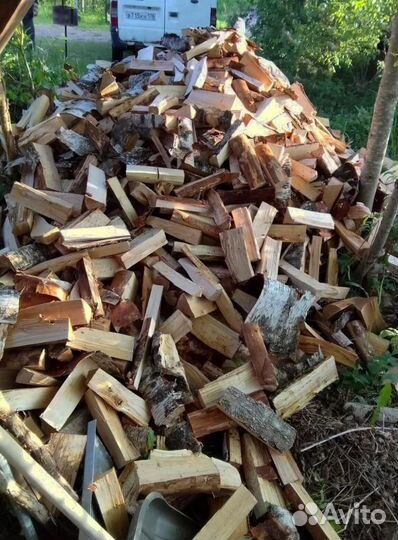 Дрова сухие навалом