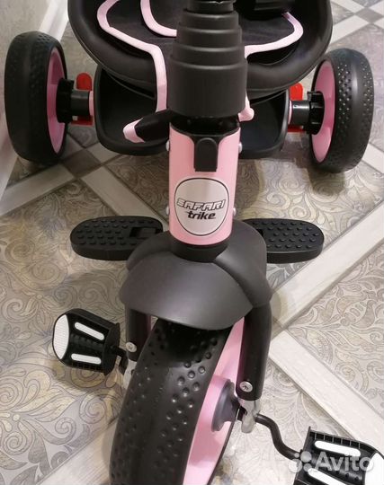 Прогулочная коляска новая