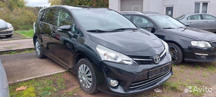 Toyota Verso 2012-2018 на запчасти