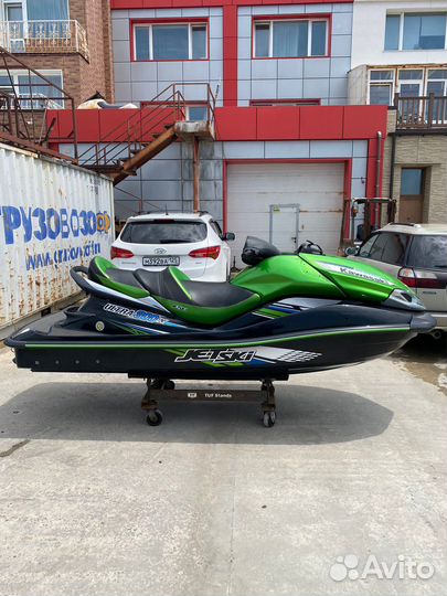 Новый корпус водного мотоцикла Kawasaki Ulta 300X