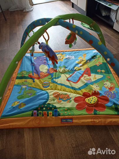 Развивающий коврик tiny love