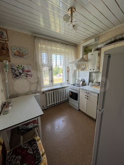 3-к. квартира, 54 м², 3/3 эт.