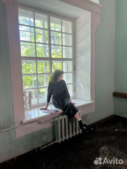 Платье unique fabric черешня с открытой спиной