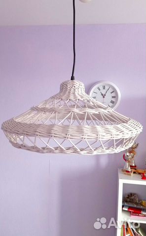 Абажур плетёный белый