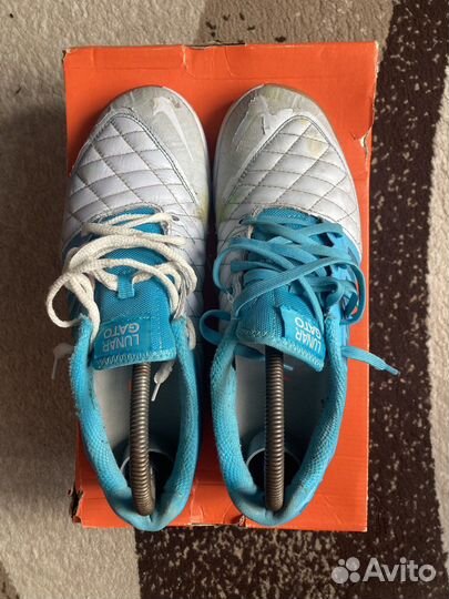 Футзалки Nike Lunar Gato