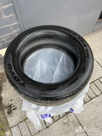 Toyo Proxes CF2 SUV 215/65 R17