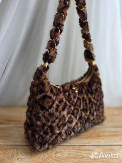 Сумка Chanel hobo