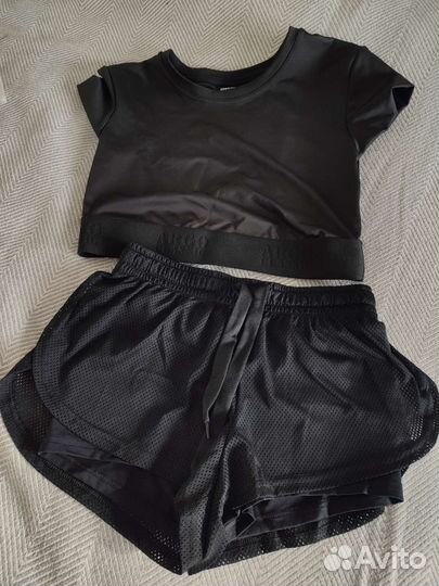 Спортивный костюм женский новый 42