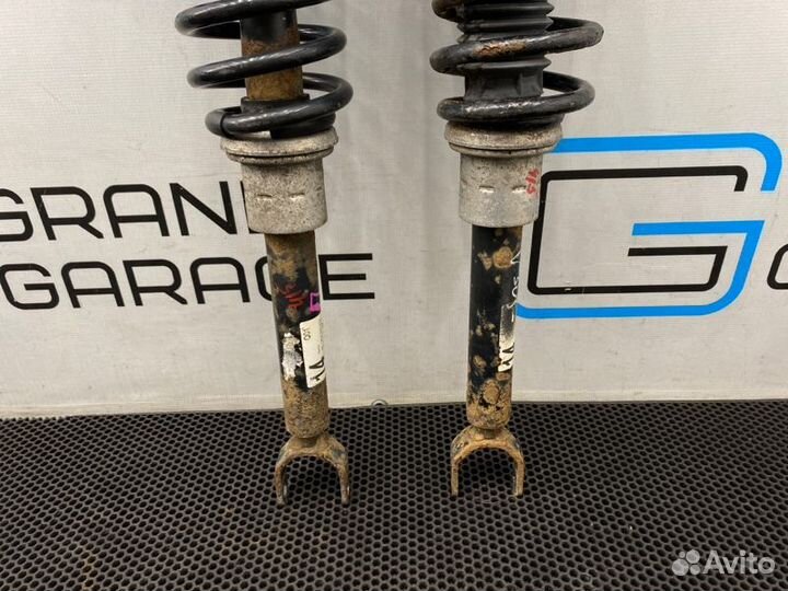 Стойки подвески передние Mercedes-Benz Cls-Class