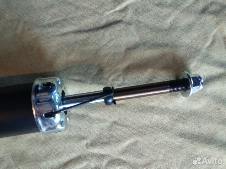 DH1457 torr Амортизатор зад.газ.новый Lexus GS300