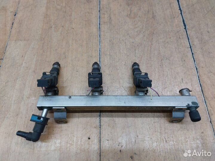 Топливная рампа Opel Corsa D A12XER