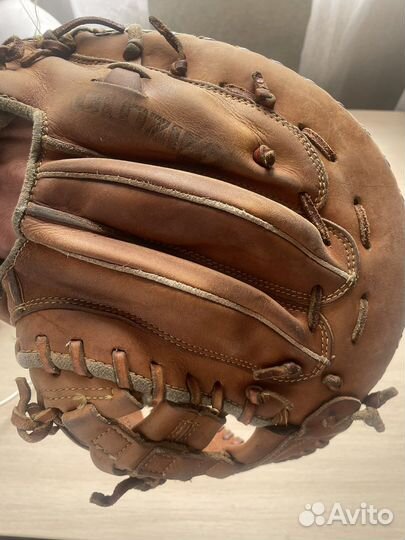 Ловушка бейсбольная первой базы