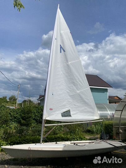 Швертбот луч, лазер