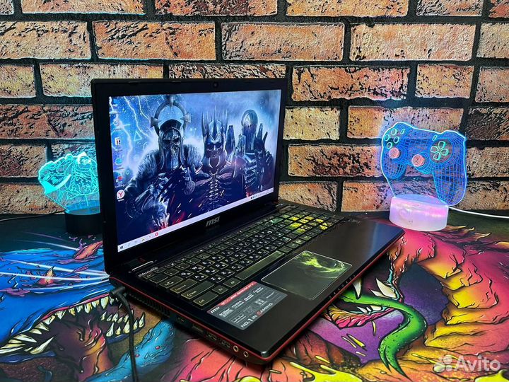 Игровой ноутбук msi i7, 4 GB видео, 16GB озу, SSD
