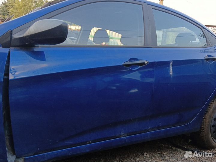 Дверь на hyundai solaris