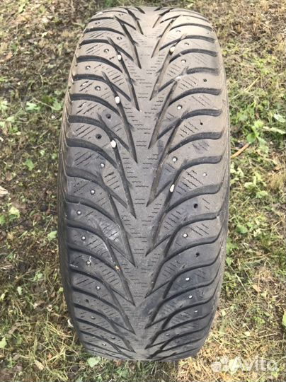 Yokohama Ice Guard Stud IG55 215/65 R16