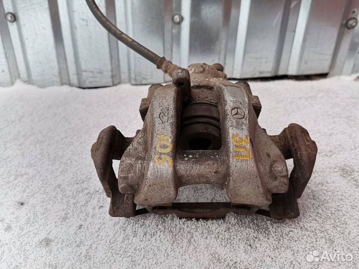 Суппорт задний правый Mercedes S W221