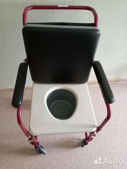 Кресло - коляска с санитарным оснащением