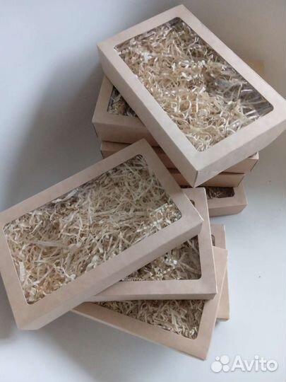 Новые коробки подарочные с наполнителем